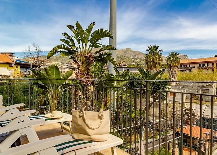 Desiderio * Giardini Naxos